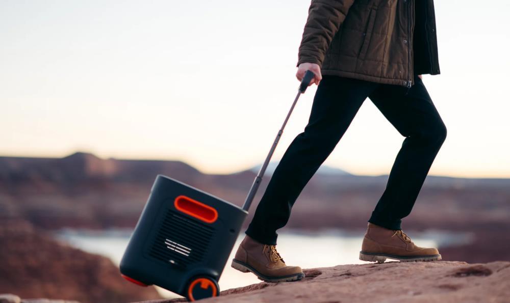 Зарядная станция портативная Jackery Explorer 3000 Pro 3024 Wh Black/Orange - фото 7