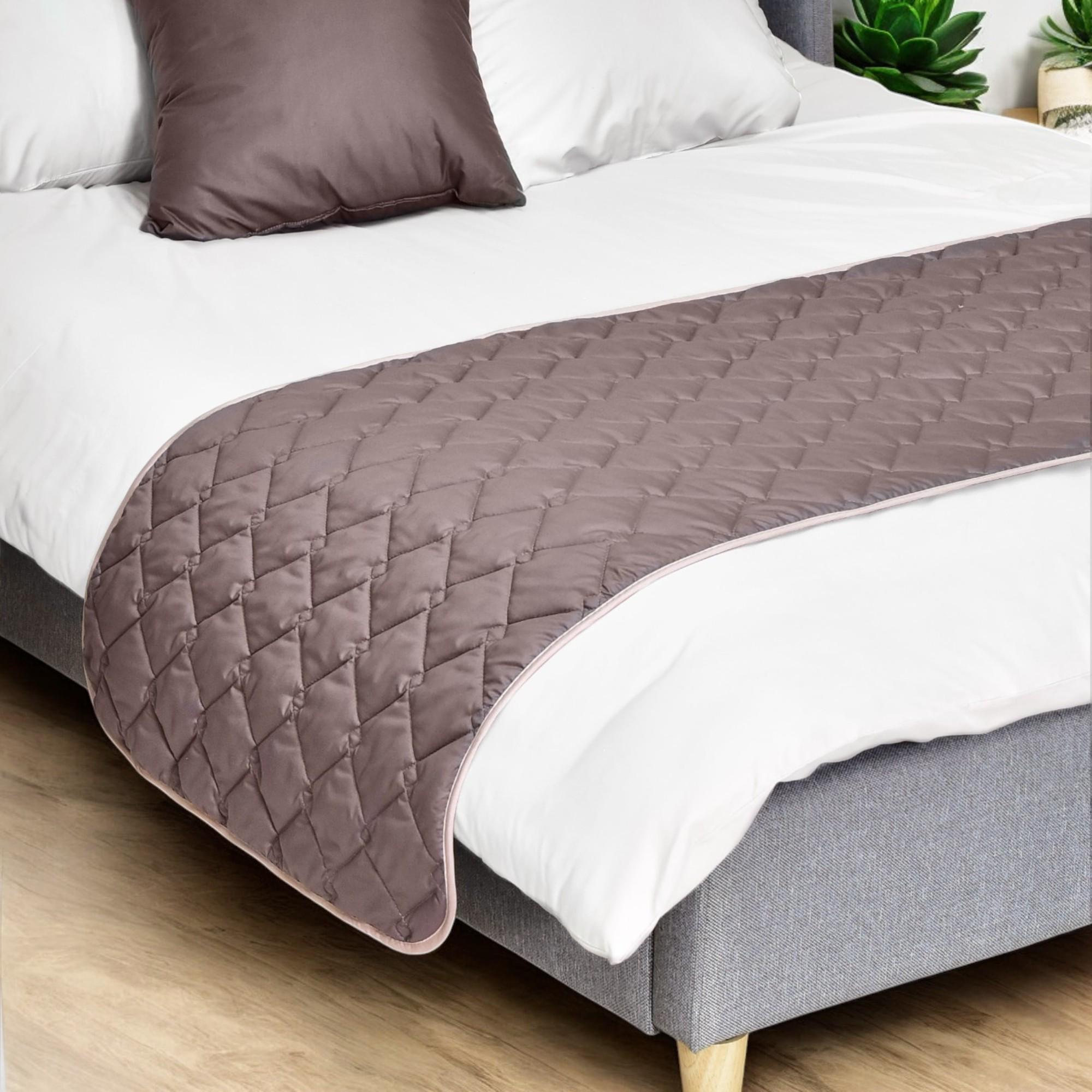 Покрывало Саше 70х240 см IDEIA на кровать диван стеганое двустороннее микрофибра шоколад/беж (8-13167*001)