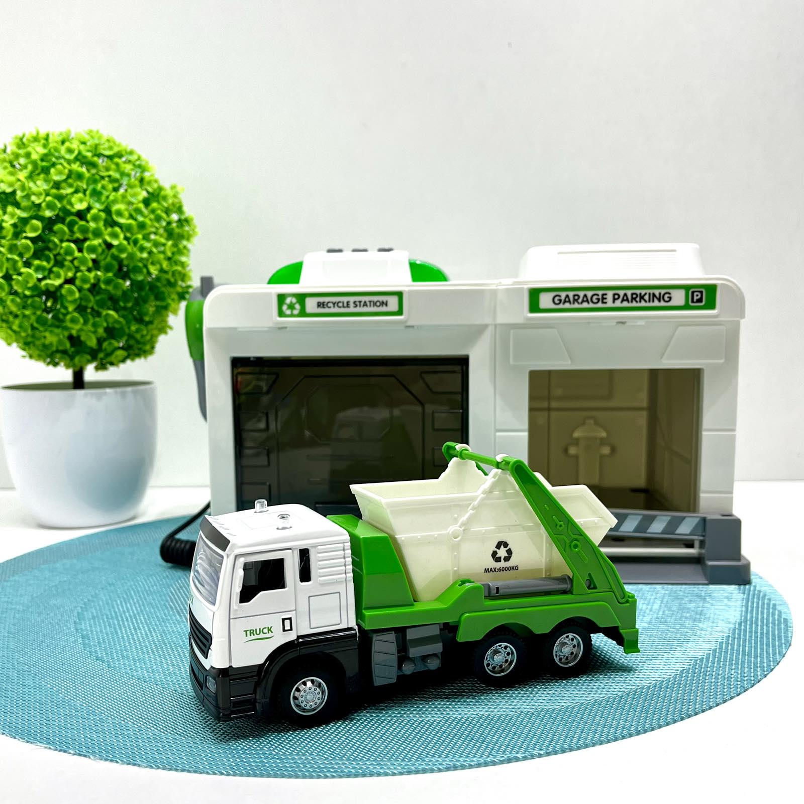Гараж с машинкой Chengmei Toys Мусоровоз с контейнером со световыми и звуковыми эффектами Бело-зеленый (CLM-552)
