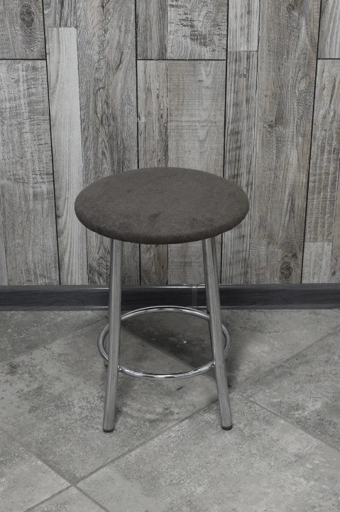 Табурет кухонний Муза металевий з м'яким сидінням 30х45 см Сірий/Хром (28374439)