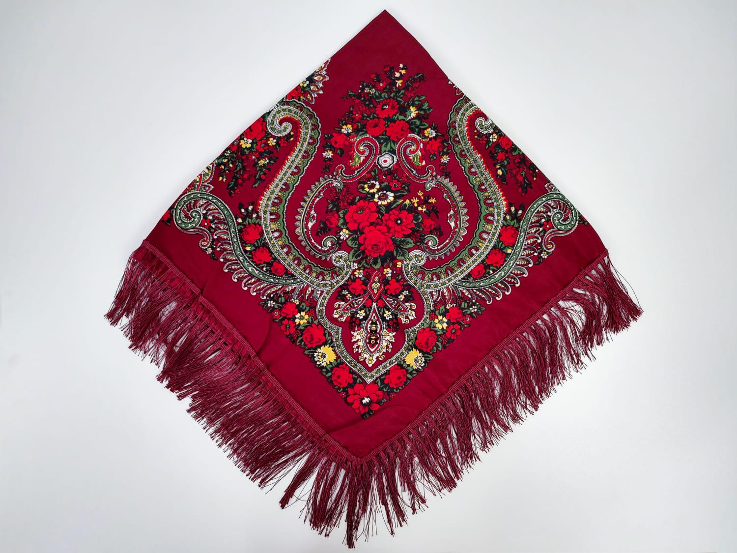 Платок цветочный орнамент 120х120 см М48 (29416817)