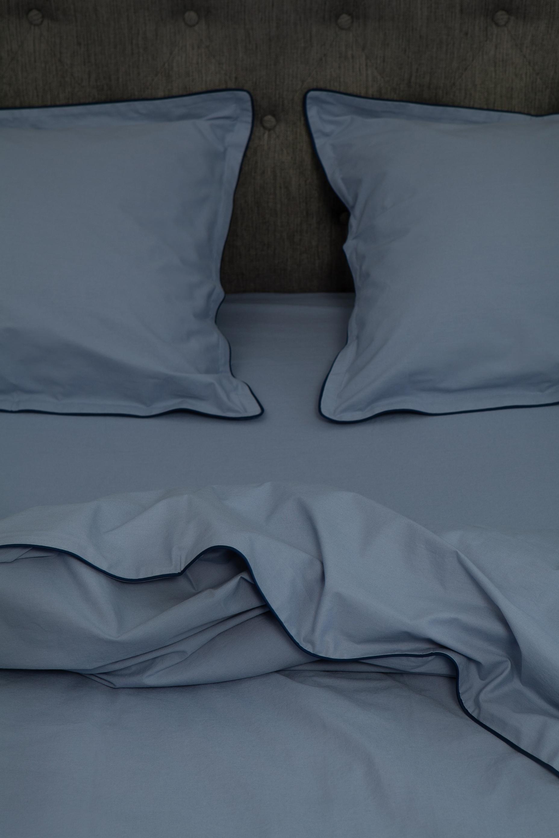 Комплект постельного белья White Dream полуторный 155х215 см вареный хлопок Серо-голубой (2005/2) - фото 1 Комплект постельного белья White Dream полуторный 155х215 см вареный хлопок Серо-голубой (2005/2) - фото 1