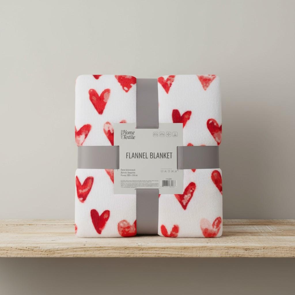 Плед-покривало м'який Ardesto Flannel із сердечками зі 100 % поліестеру для спальні та дитячої з принтом сердечка 160x200 см Білий (ART0125PB)
