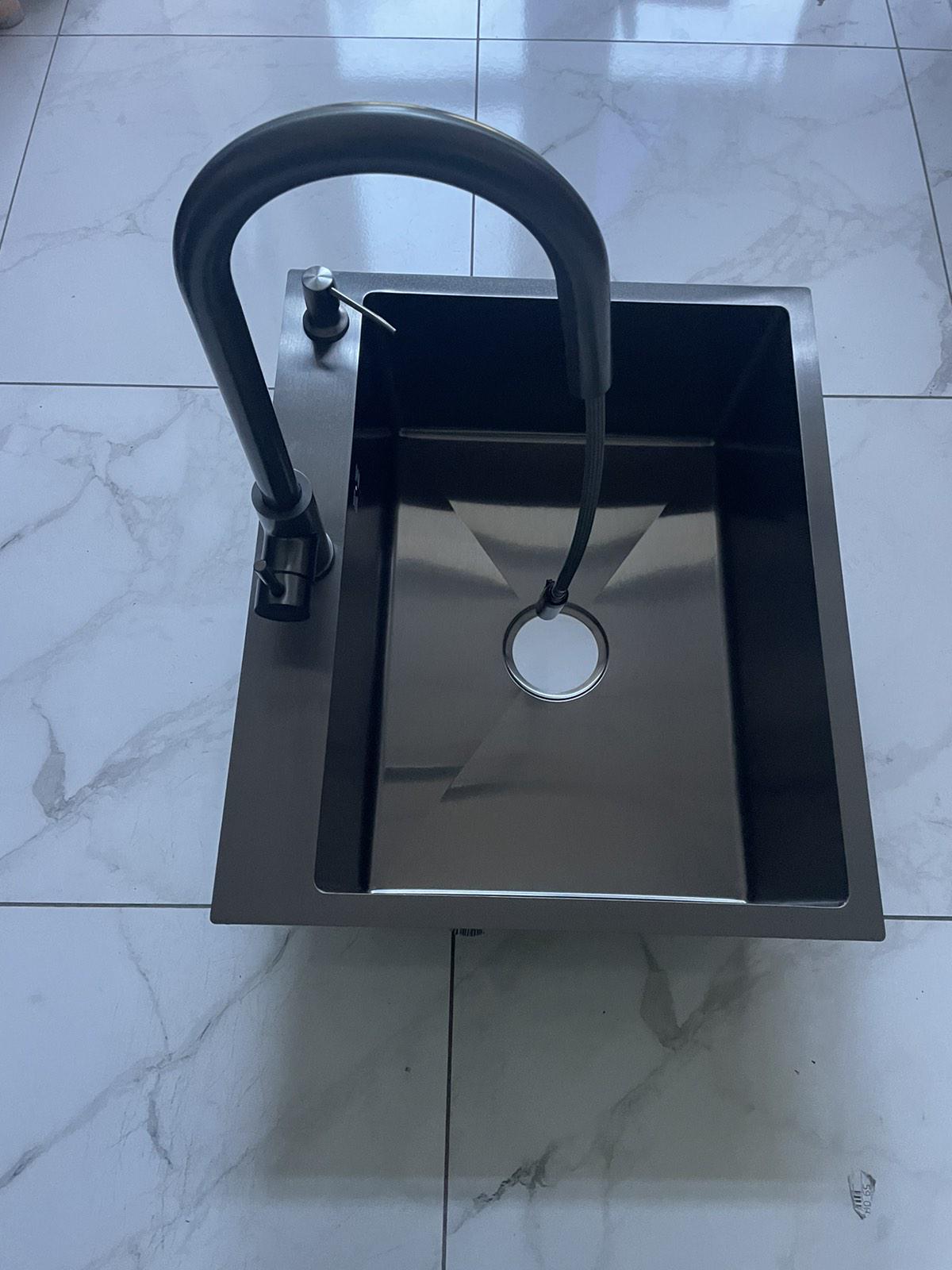 Мойка кухонная Lidz 6050 Черный/смеситель для кухни с выдвижным изливом Kroner PVD03915 - фото 10