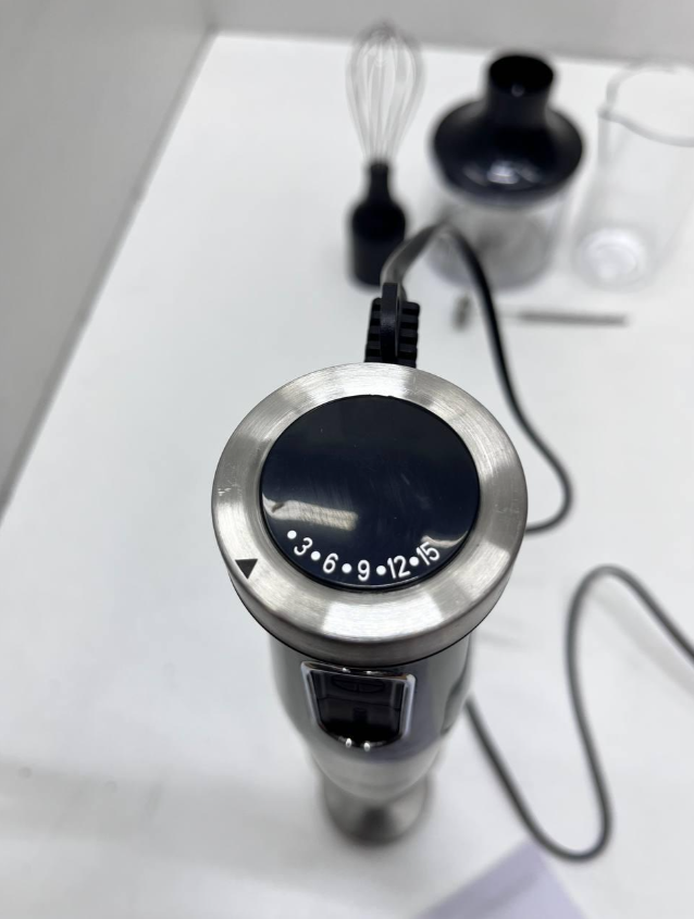 Блендер електричний занурювальний Zepline 5в1 з чашею 1500 Вт - фото 4 Блендер електричний занурювальний Zepline 5в1 з чашею 1500 Вт - фото 4