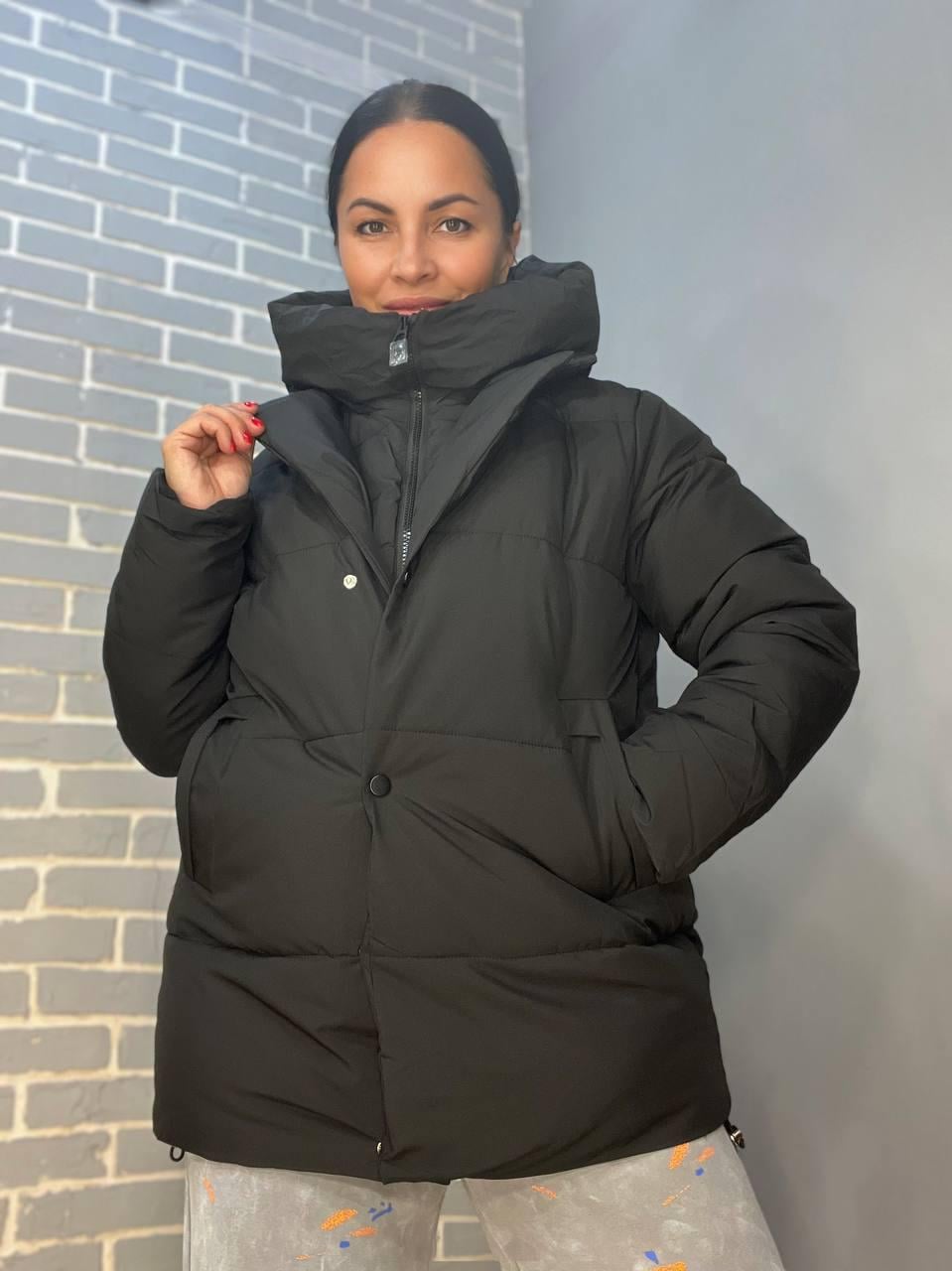 Куртка женская удлиненная двойная застежка с капюшоном Lady Yep 9010 р. 46 Черный (2986)