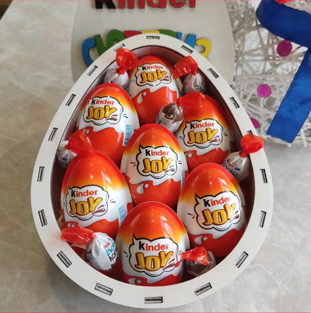 Подарочный бокс с киндерами для ребенка или девушки на день рождения/новый год/8 марта (2134840841)