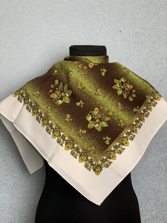 Платок шерстяной Цветы Белый (29439546)