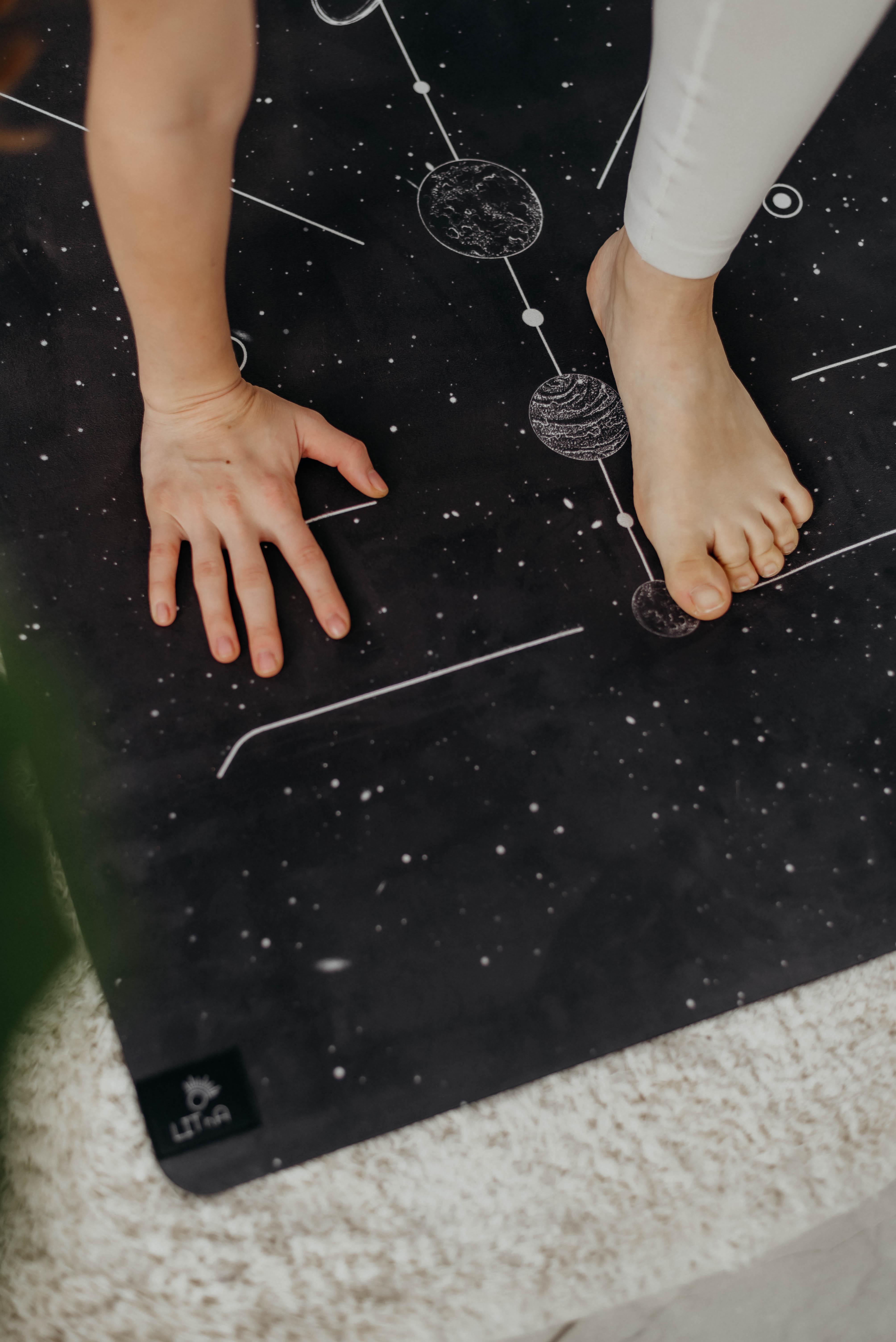 Коврик для йоги и фитнеса Lita Space Energy микрофибра/каучук 183х68х0,3 см (10-23-3) - фото 8 Коврик для йоги и фитнеса Lita Space Energy микрофибра/каучук 183х68х0,3 см (10-23-3) - фото 8