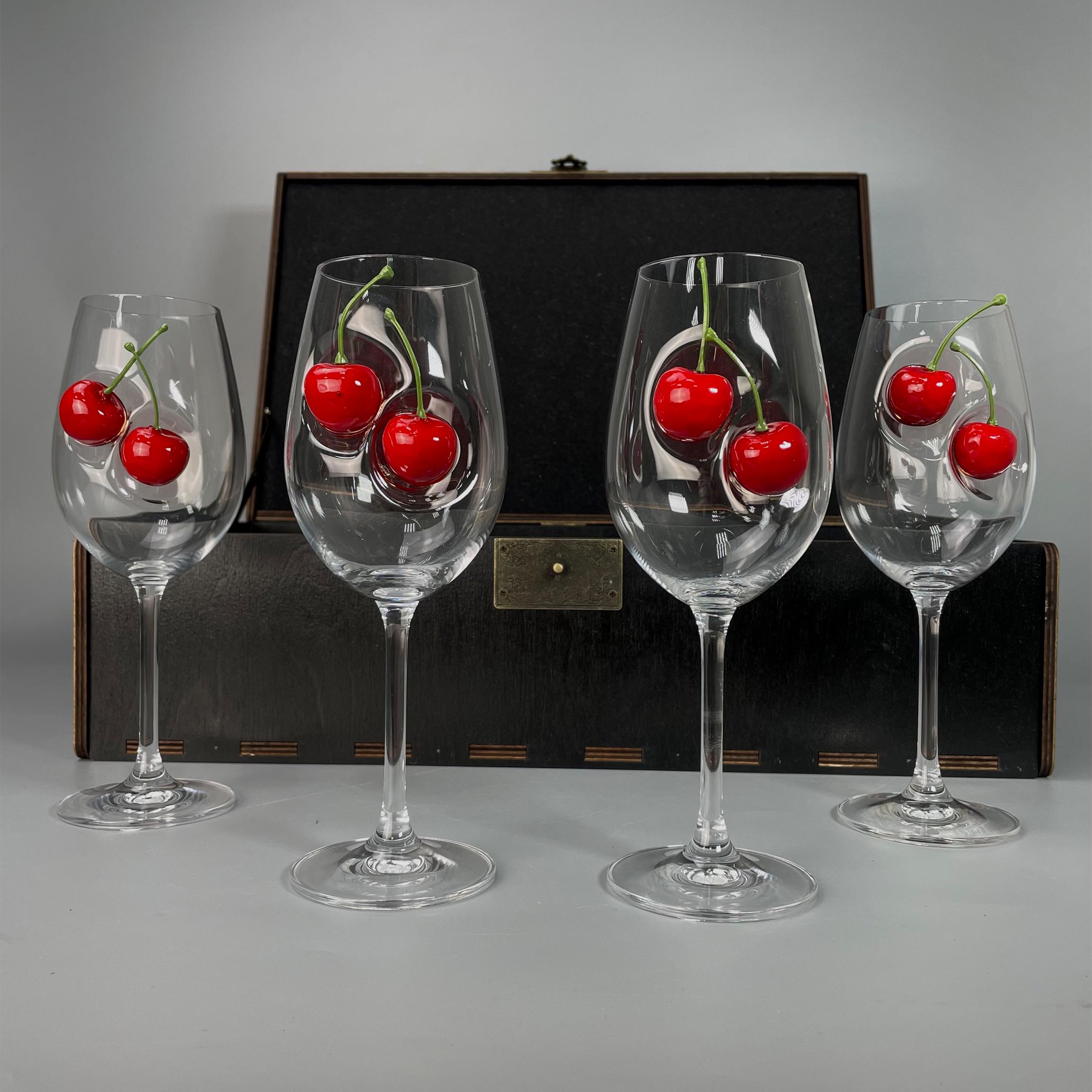 Набор VSKLO на 4 бокала для вина с вишнями 350 мл (26384496) - фото 4