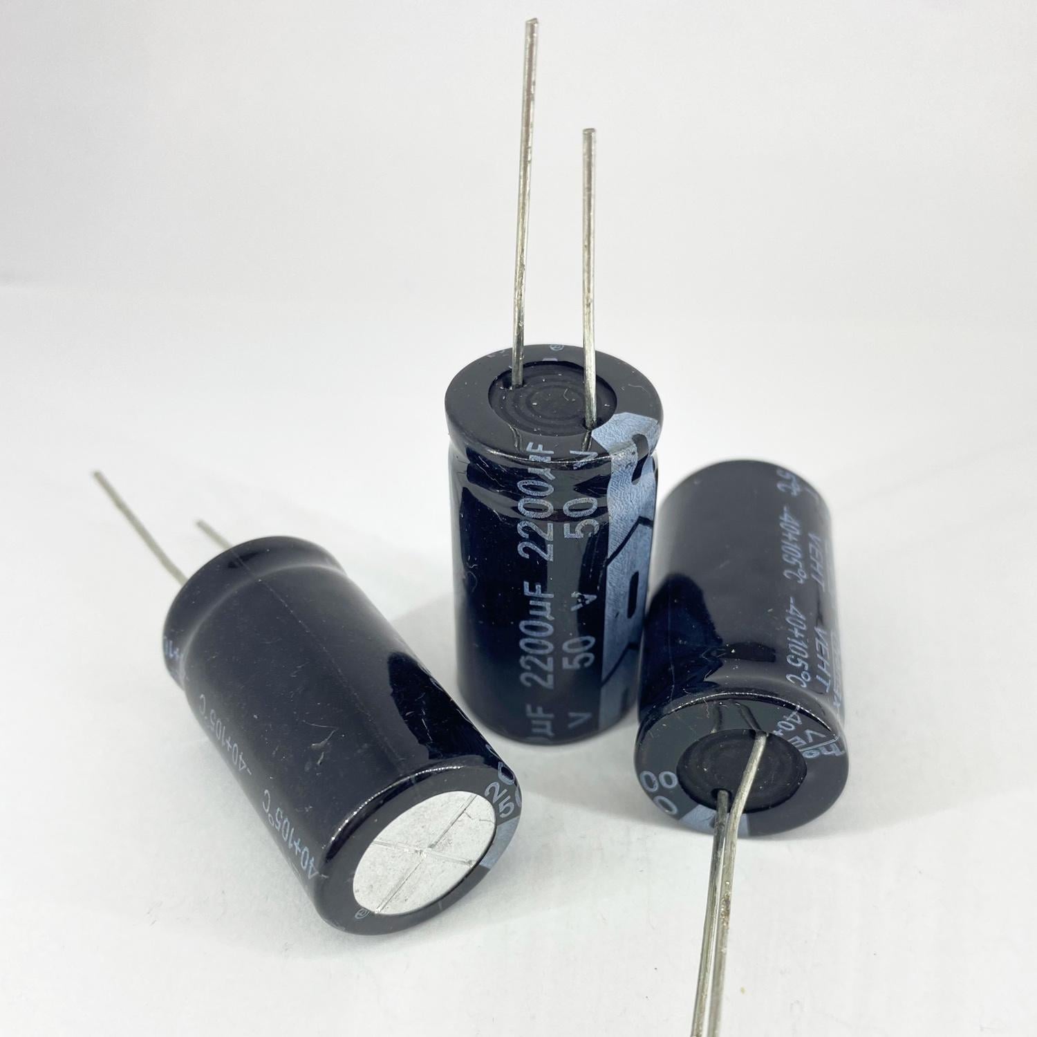 Електролітичні конденсатори ChongX 2200 мкф 50V 16x30 мм 105 °C (5469)