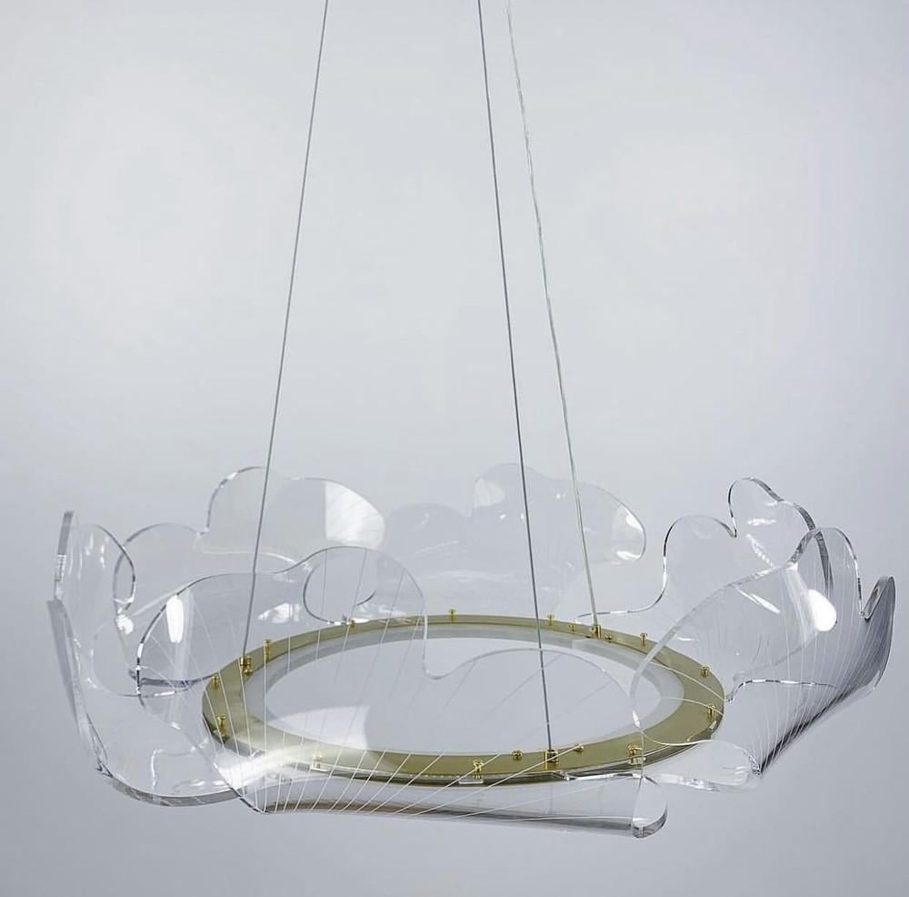 Люстра подвесная с прозрачными лепестками из акрила 60 см (D 5020)