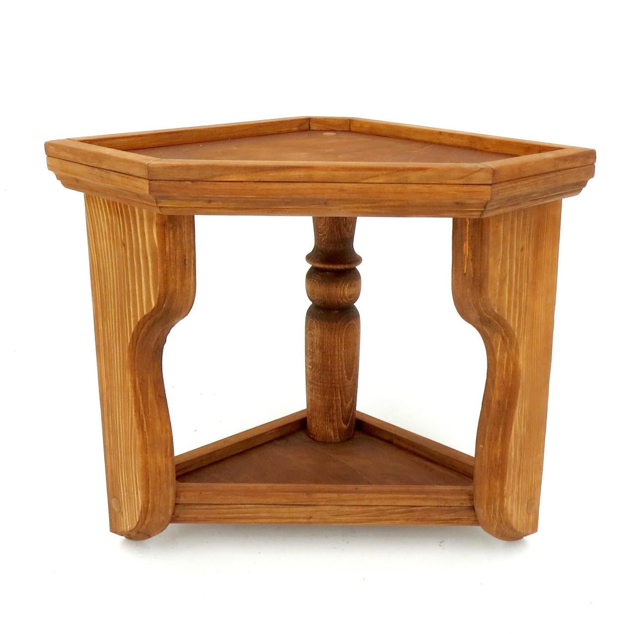 Полка настенная угловая из дерева Кристобал Мускат (УНП-001407)