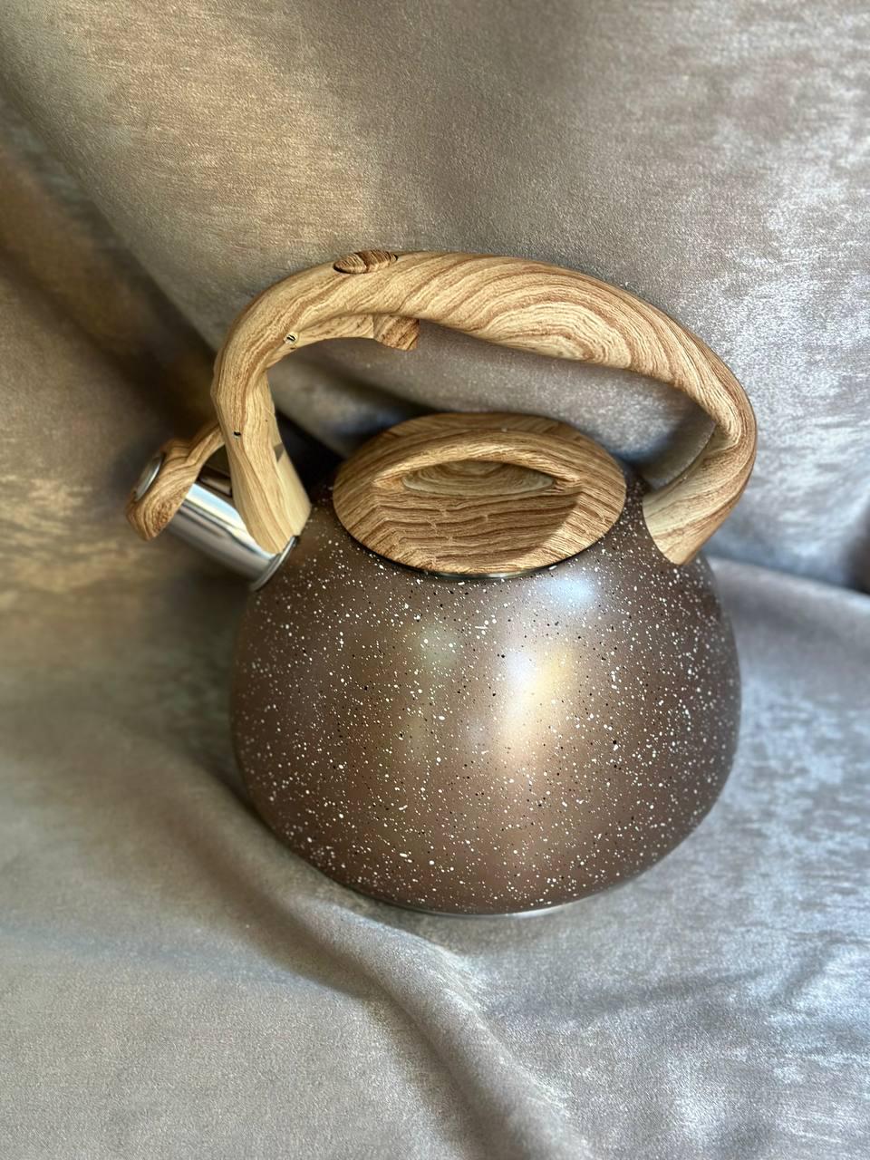 Чайник со свистком Unique UN-5306-B капсульное дно 2,7 л Коричневый (21685351)