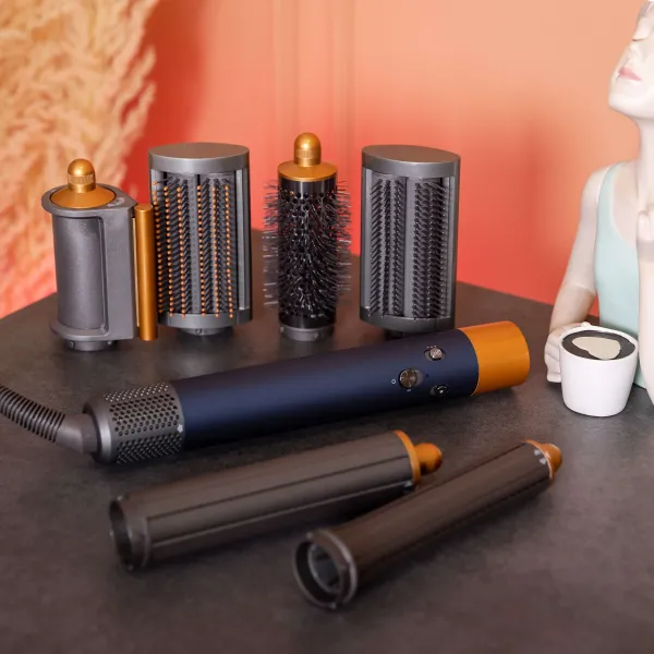 Мультистайлер для волосся Airwrap Complete Long 6 насадок Синій (29878746) - фото 8 Мультистайлер для волосся Airwrap Complete Long 6 насадок Синій (29878746) - фото 8