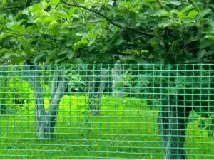 Сетка декоративная пластиковая Клевер 85x85 мм 1x20 м Темно-зеленый (509) - фото 7 Сетка декоративная пластиковая Клевер 85x85 мм 1x20 м Темно-зеленый (509) - фото 7