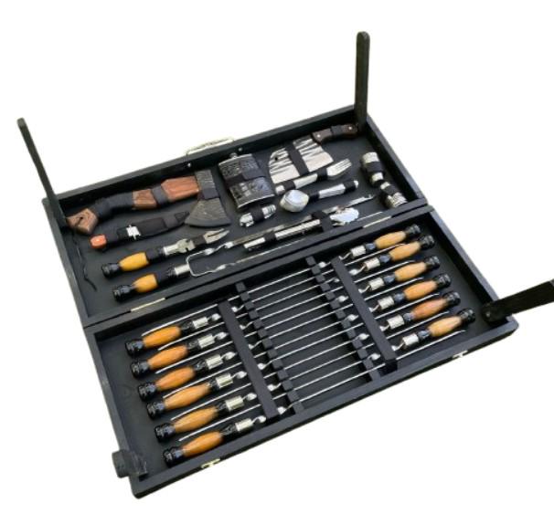 Набор шампуров Maksimys Pro №6 в кейсе столика на 12 персон