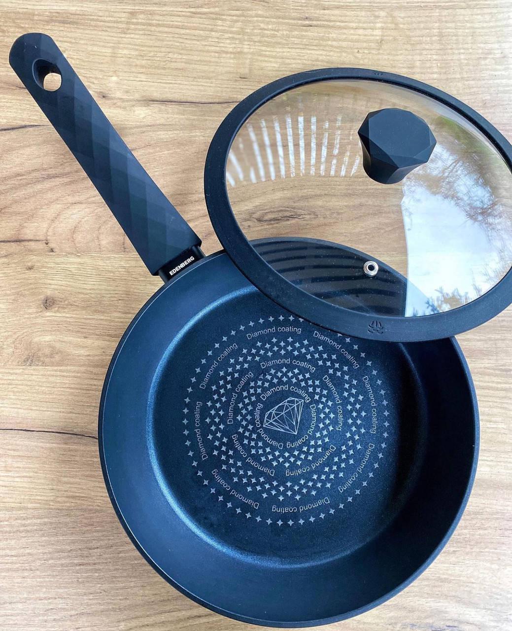 Сковорода з діамантовим антипригарним покриттям 28x7,0 см 3,7 л (EB-3493) Сковорода з діамантовим антипригарним покриттям 28x7,0 см 3,7 л (EB-3493)