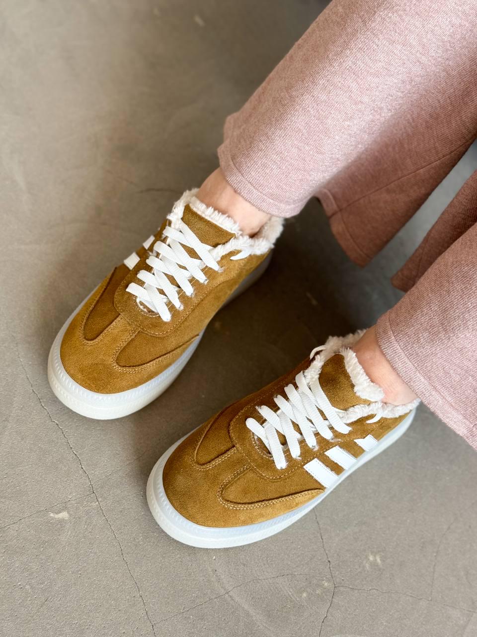 Кеди жіночі на хутрі Maya Shoes р. 38 Гірчичний (3021/1) - фото 25 Кеди жіночі на хутрі Maya Shoes р. 38 Гірчичний (3021/1) - фото 25