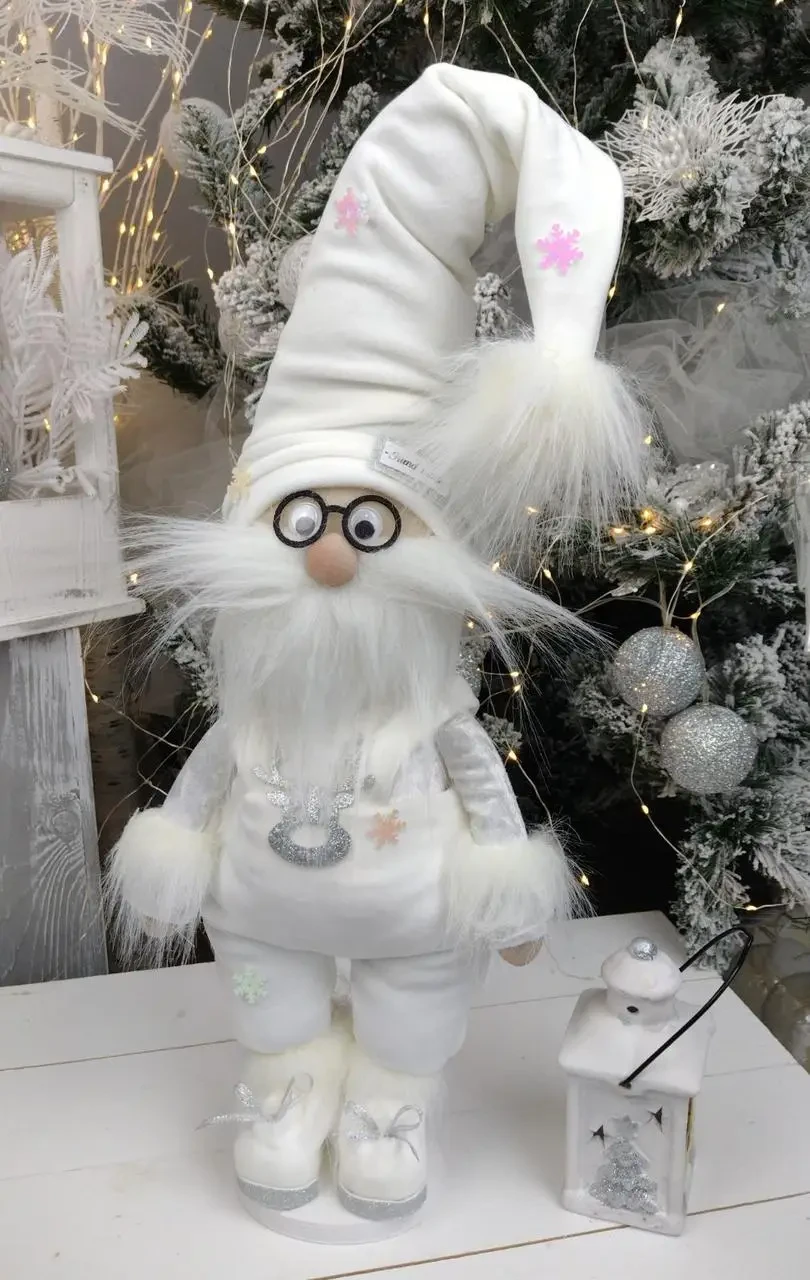 Игрушка новогодняя Хатинка Гном в очках 65 см Белый (CNT00011358)