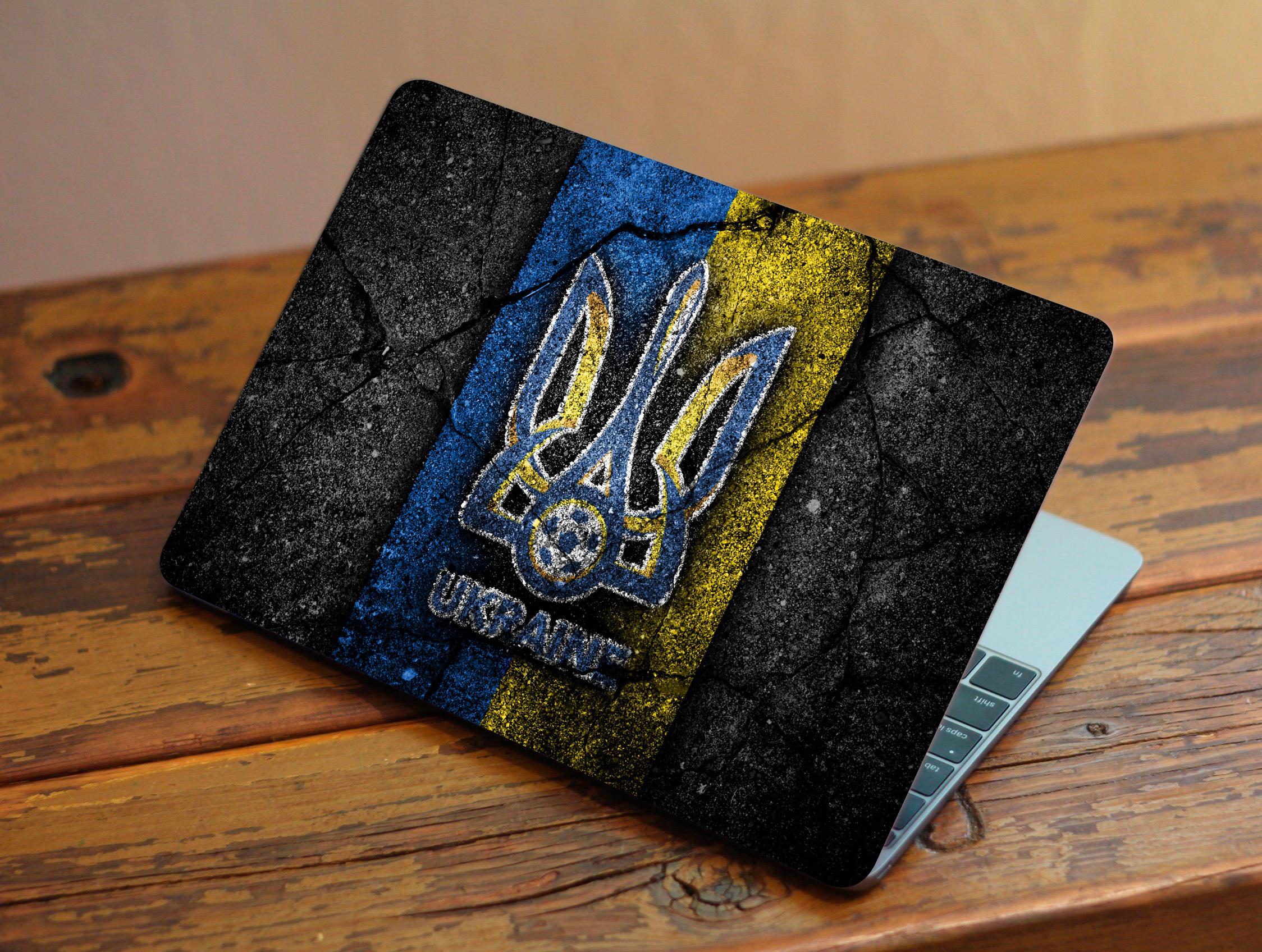 Захисна плівка-наклейка на ноутбук Збірна України 385х260 мм