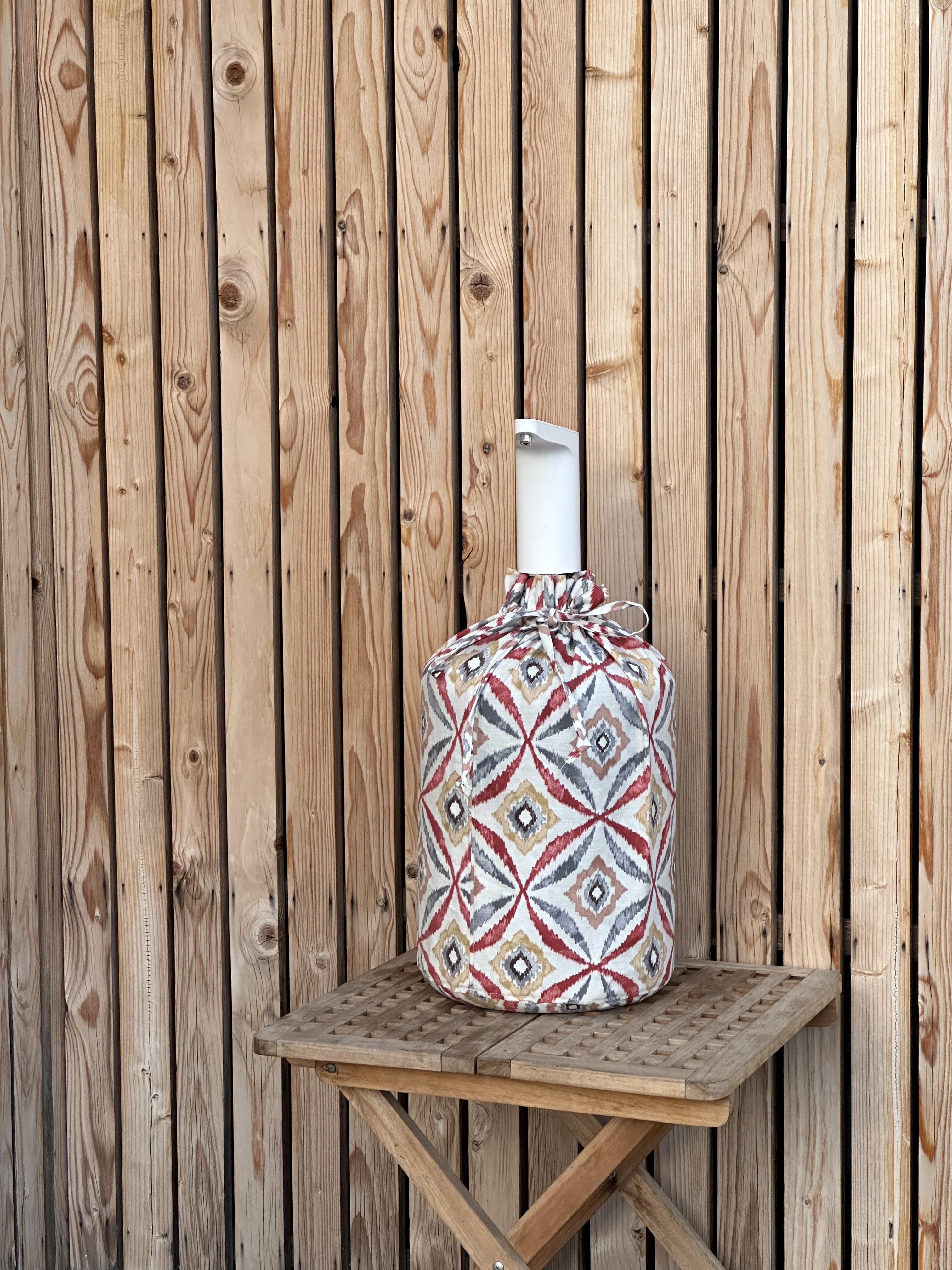 Чохол текстильний з тефлоном на пластиковий бутль 19 л майя - фото 2 Чохол текстильний з тефлоном на пластиковий бутль 19 л майя - фото 2