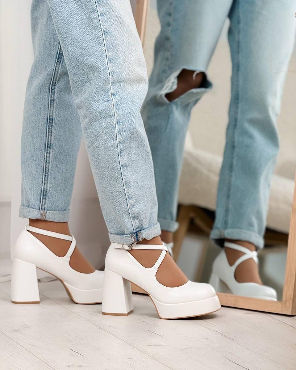 Туфлі з ремінцем Loretta на підборах та платформі р. 40 25,5 см Білий (10440-40) - фото 20 Туфлі з ремінцем Loretta на підборах та платформі р. 40 25,5 см Білий (10440-40) - фото 20