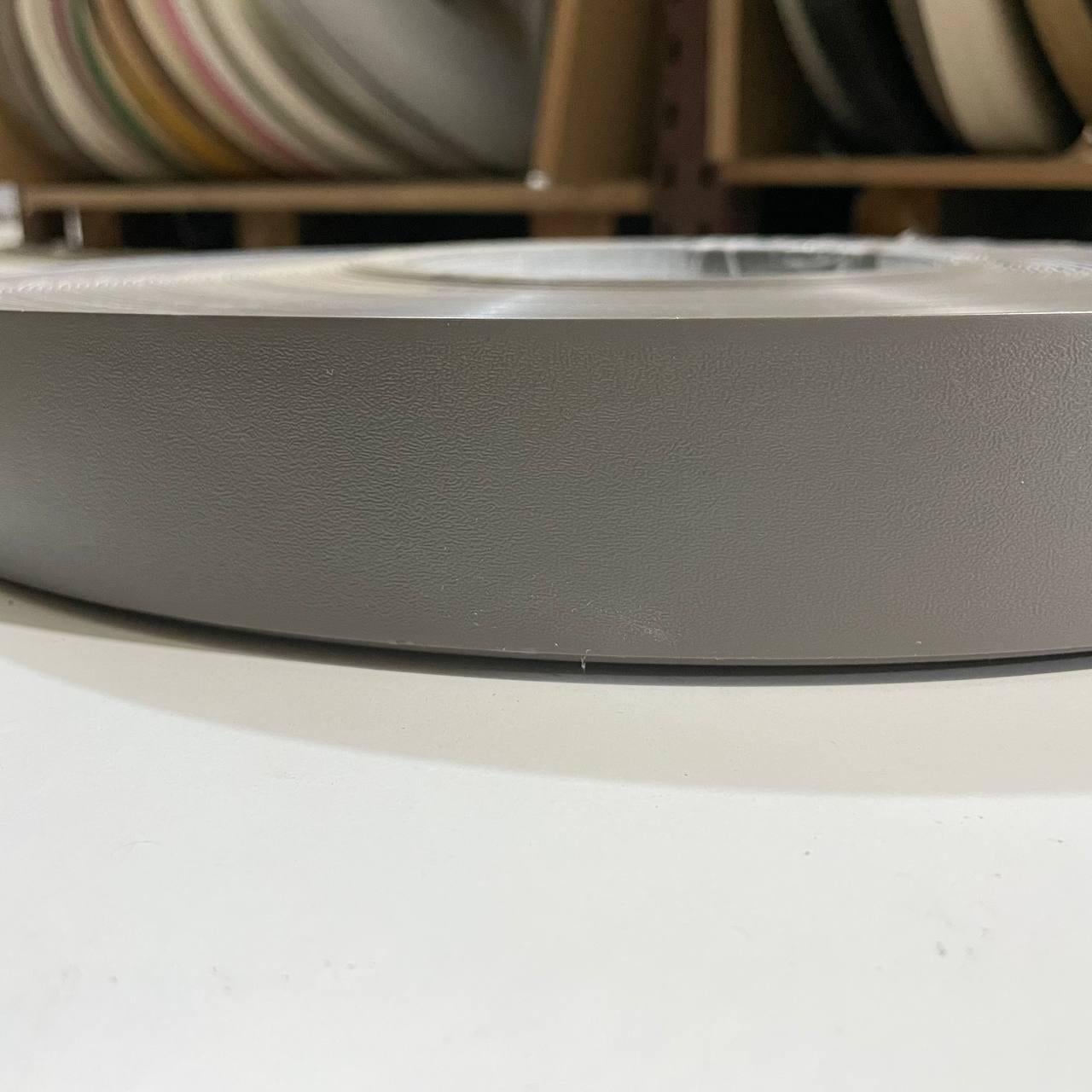 Кромка ПВХ Maag 42x2,0 215 Серый графит (7923)