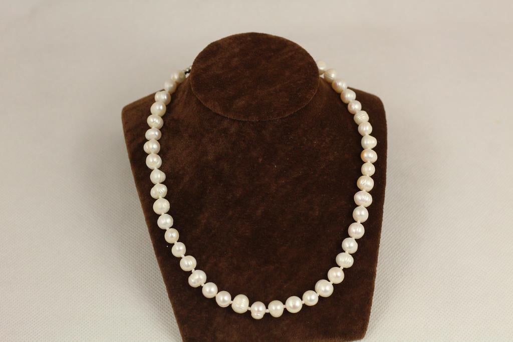 Ожерелье натуральные речные жемчужины 44 см 8 мм Серебристый (31373272)