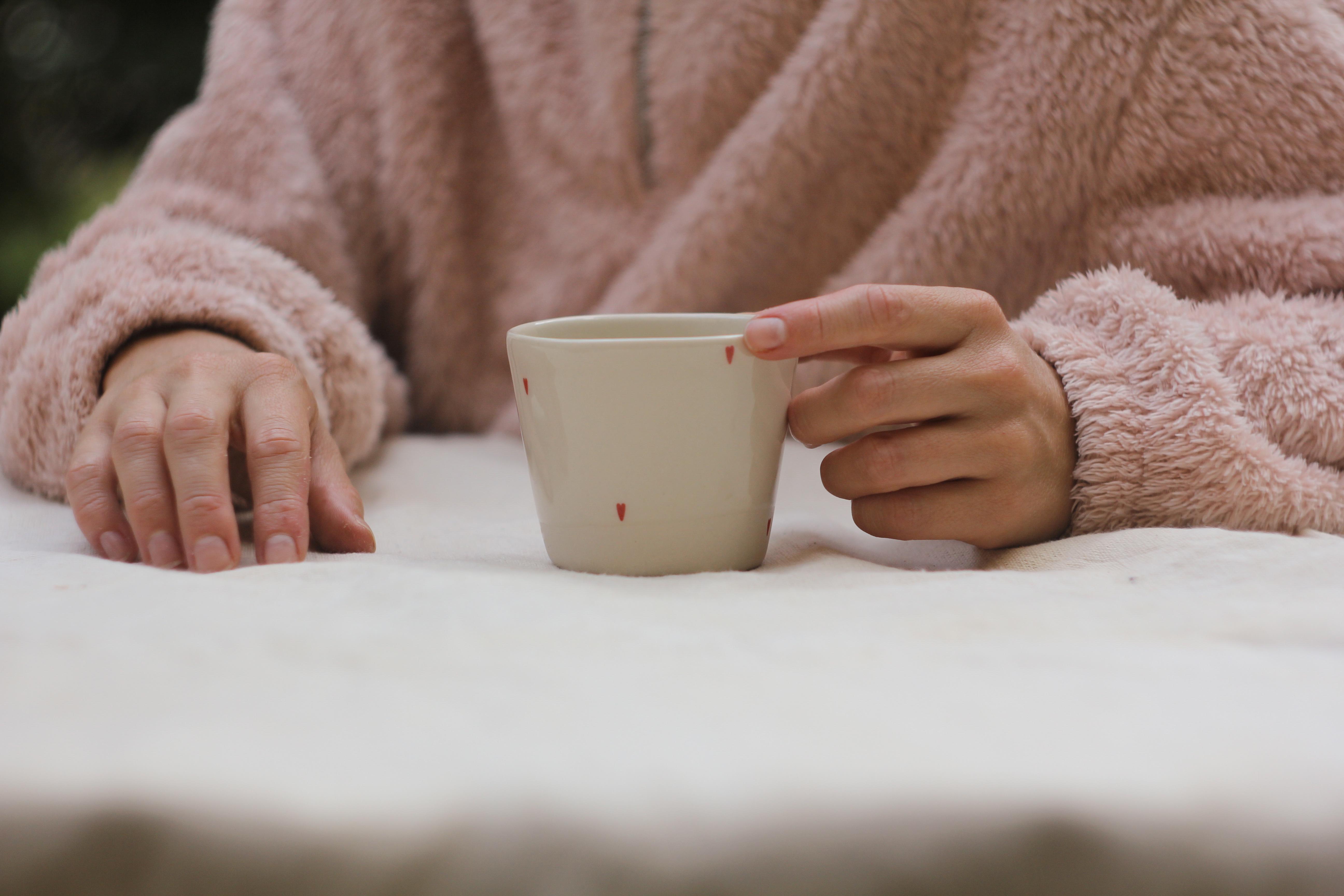 Стаканчик керамический с сердечками ручная работа полуфарфор 200 мл (PRS-GL-IMG-ONE-I-HEART) - фото 5