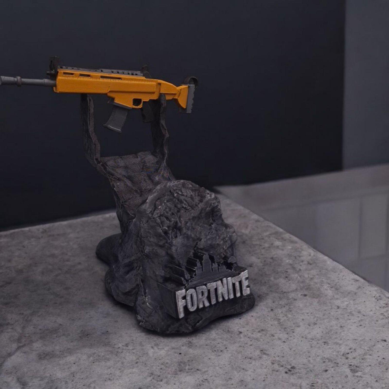 Подставка для геймпада DualShock 4 и DualSense Fortnite Stand (0235)