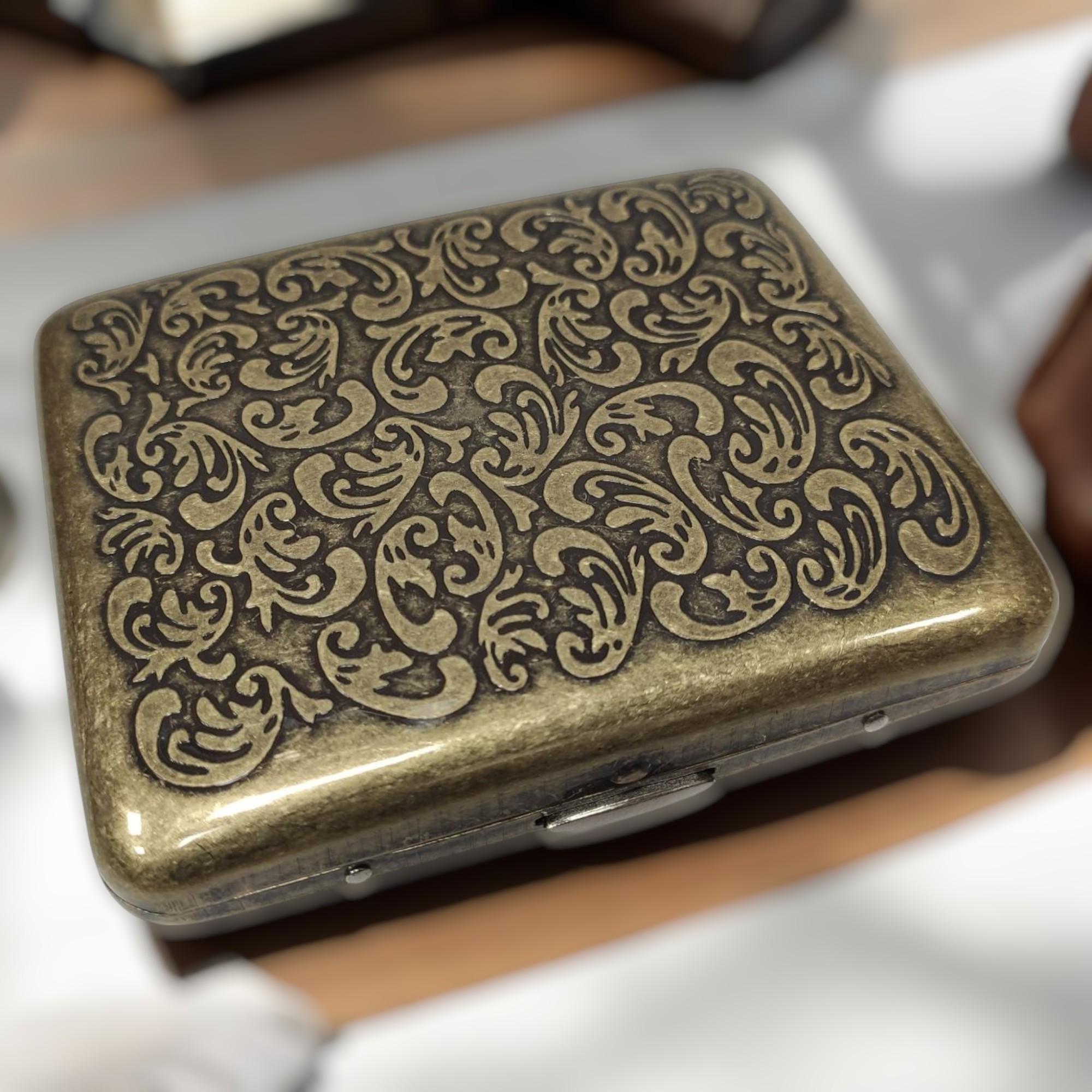 Портсигар металлический Gvipai Paisley Brass на 20 сигарет в подарочной упаковке (1-150B)