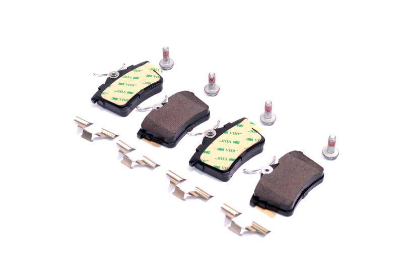 Тормозные колодки дисковые BREMBO для Citroen Berlingo 08-/Peugeot Partner 08-/308 SW 07- задние (P 61 084)