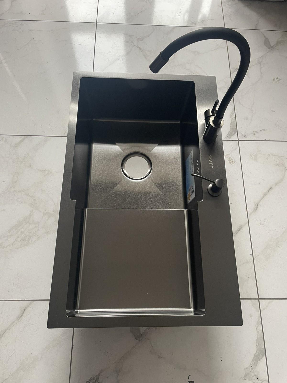 Мийка для кухні Kraft 7848 АL ліва з гнучким краном/сифоном/кошик/дозатор - фото 3