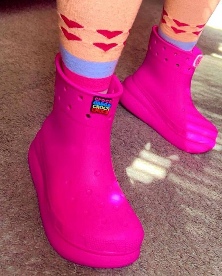 Чоботи жіночі гумові Crocs Crush Rain Boot Juice р. 35 Яскраво-рожевий (20347) - фото 5 Чоботи жіночі гумові Crocs Crush Rain Boot Juice р. 35 Яскраво-рожевий (20347) - фото 5