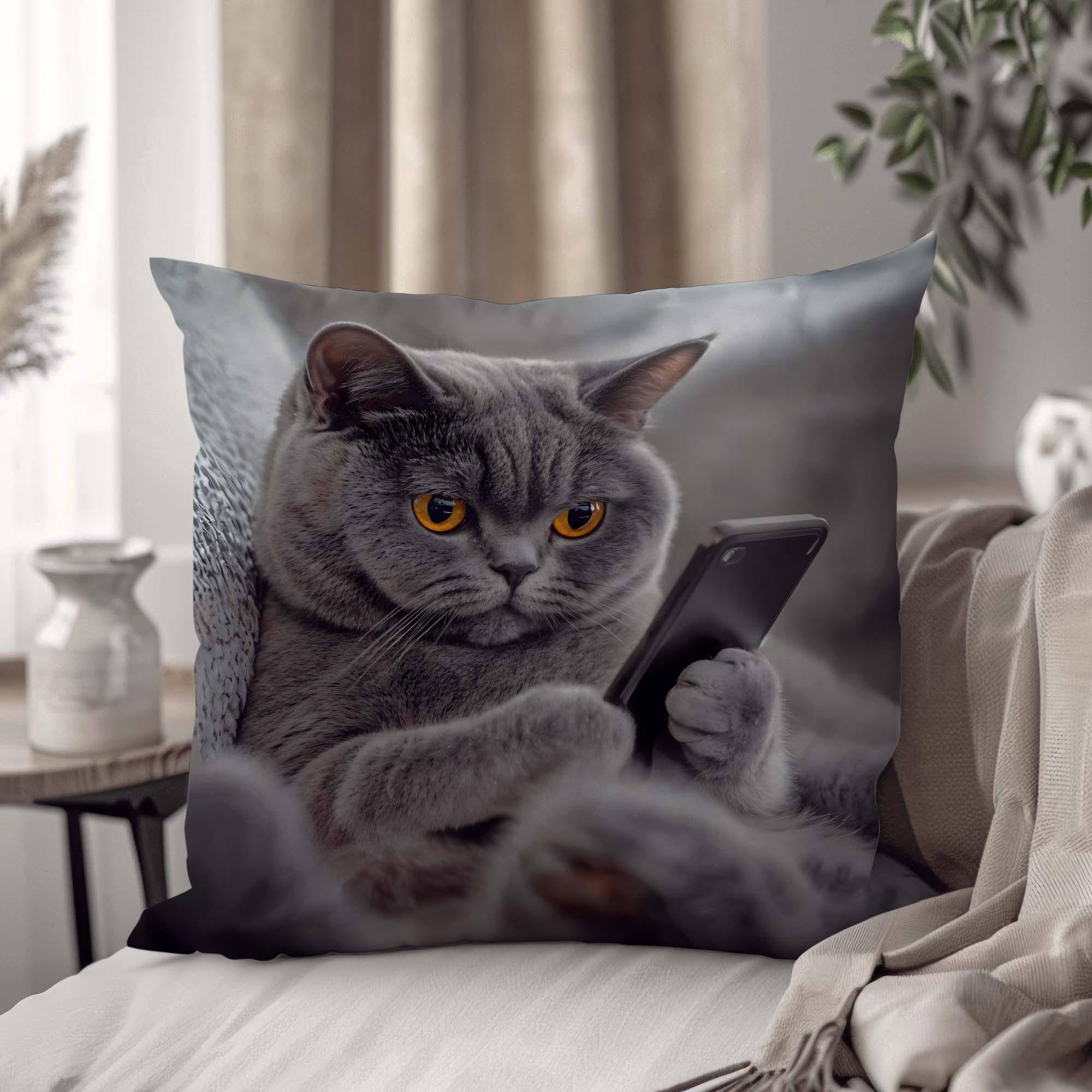 Подушка декоративная "Британский кот" 45х45 см (1310345UA)