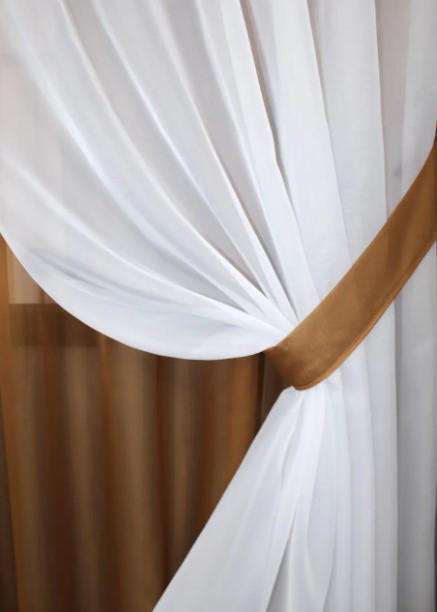 Комплект штор з підв'язками шифон 4х2,2 м/1,5x2,2 м 2 шт. Коричневий/Білий (022дк) - фото 2 Комплект штор з підв'язками шифон 4х2,2 м/1,5x2,2 м 2 шт. Коричневий/Білий (022дк) - фото 2