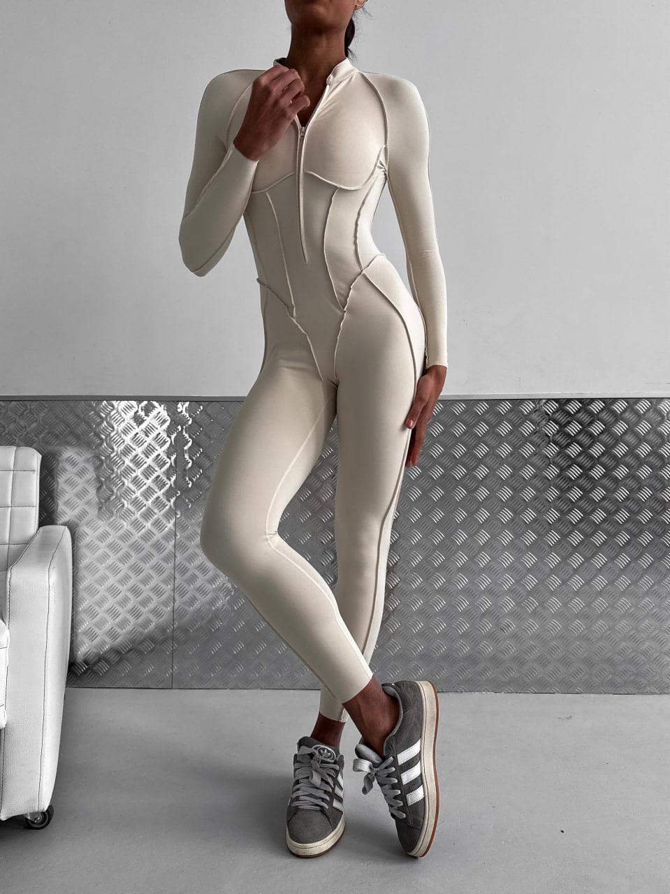 Комбинезон спортивный длинный со швами наружу/чашками и без пуш-ап M Бежевый (MJLG02M) Комбинезон спортивный длинный со швами наружу/чашками и без пуш-ап M Бежевый (MJLG02M)