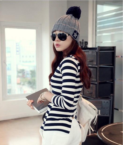 Шапка Hot с помпоном Светло-серый (53.005)