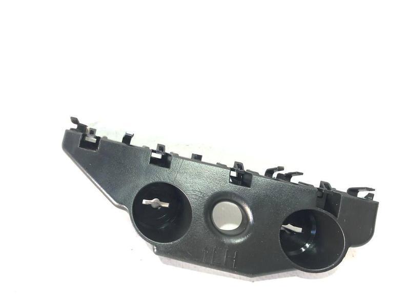 Крепление переднего бампера Nissan Altima 2016-2018 среднее (185053930)