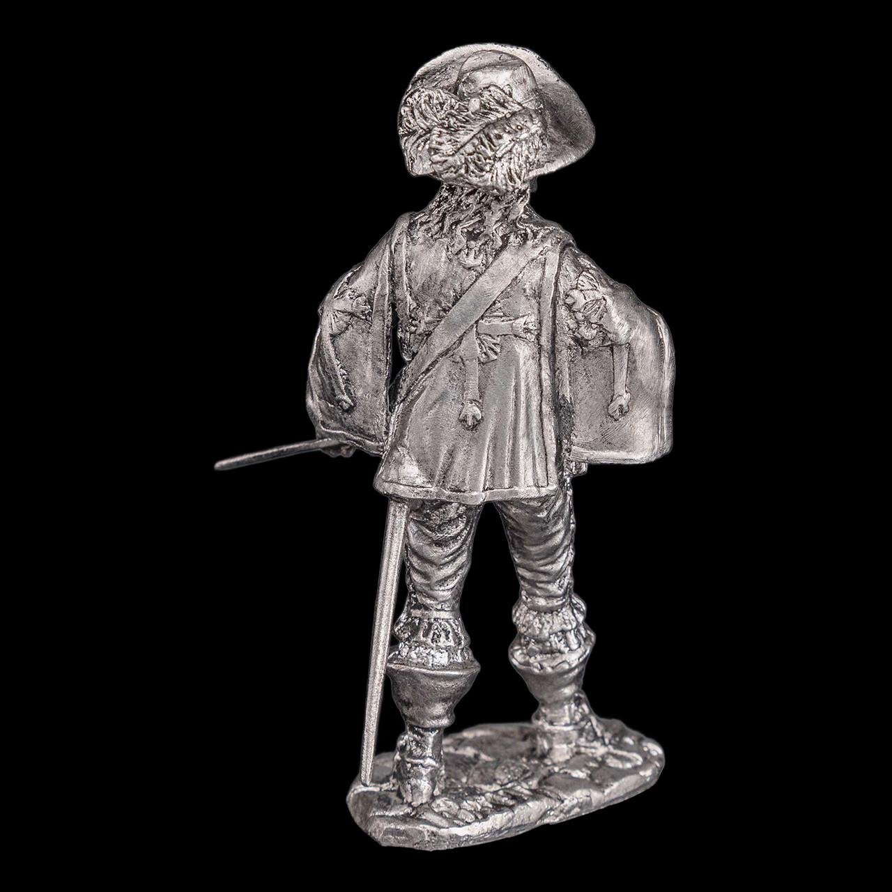 Статуэтка коллекционная Королевский мушкетер Атос из металла и олова 6,5 см (42000137) - фото 3
