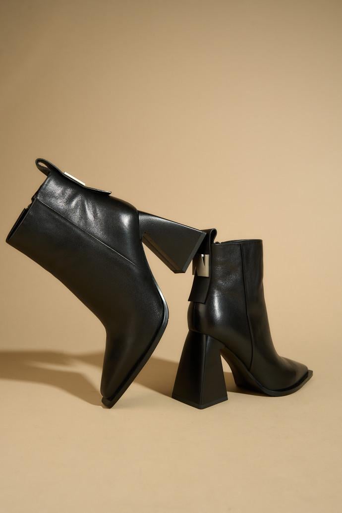 Ботильйони жіночі Fabio Monelli р. 37 Чорний (180659) - фото 2 Ботильйони жіночі Fabio Monelli р. 37 Чорний (180659) - фото 2