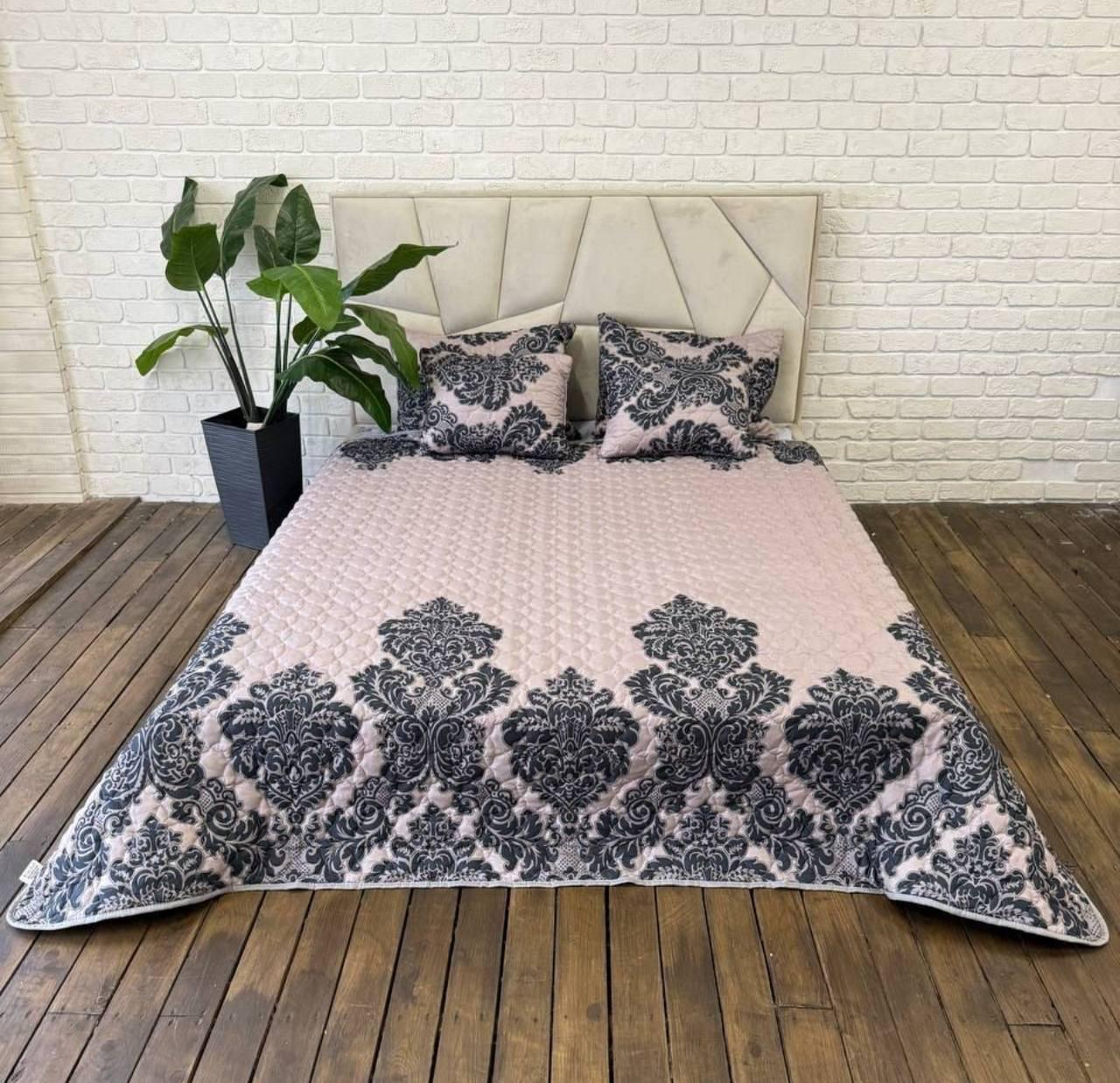 Покрывало стеганое 220х240 см с подушки 2х40х60 см Розовый с серым (Д-mur-cap25-002)