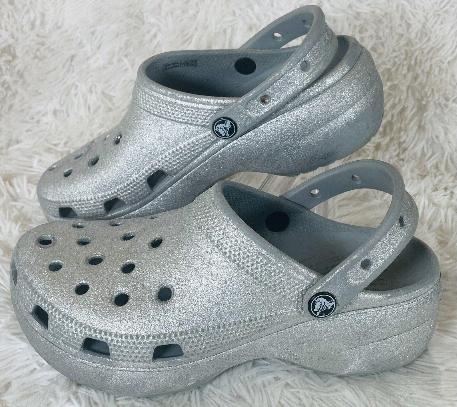 Сабо с блестками Crocs Classic Platform Glitter р. W9/EUR 39-40 Silver (9381498) - фото 11 Сабо с блестками Crocs Classic Platform Glitter р. W9/EUR 39-40 Silver (9381498) - фото 11