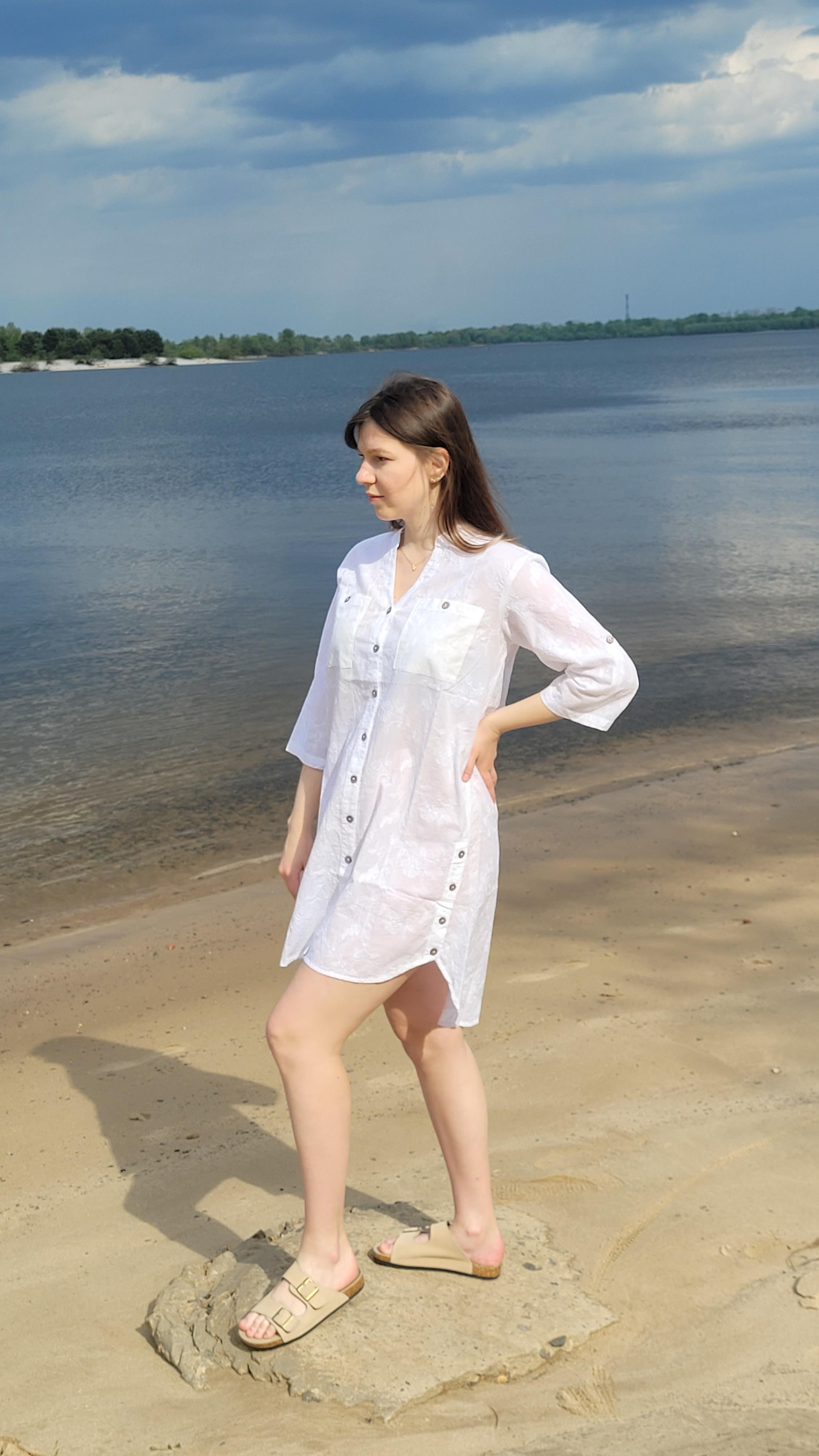 Туніка-сорочка жіноча з вишивкою на гудзиках XXL Білий - фото 3 Туніка-сорочка жіноча з вишивкою на гудзиках XXL Білий - фото 3