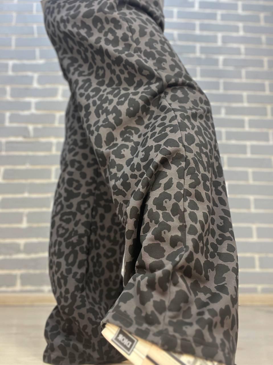Брюки женские A-N 2630 палаццо леопардовый принт резинка на талии шнурок широкие L Серый (2968) - фото 6 Брюки женские A-N 2630 палаццо леопардовый принт резинка на талии шнурок широкие L Серый (2968) - фото 6