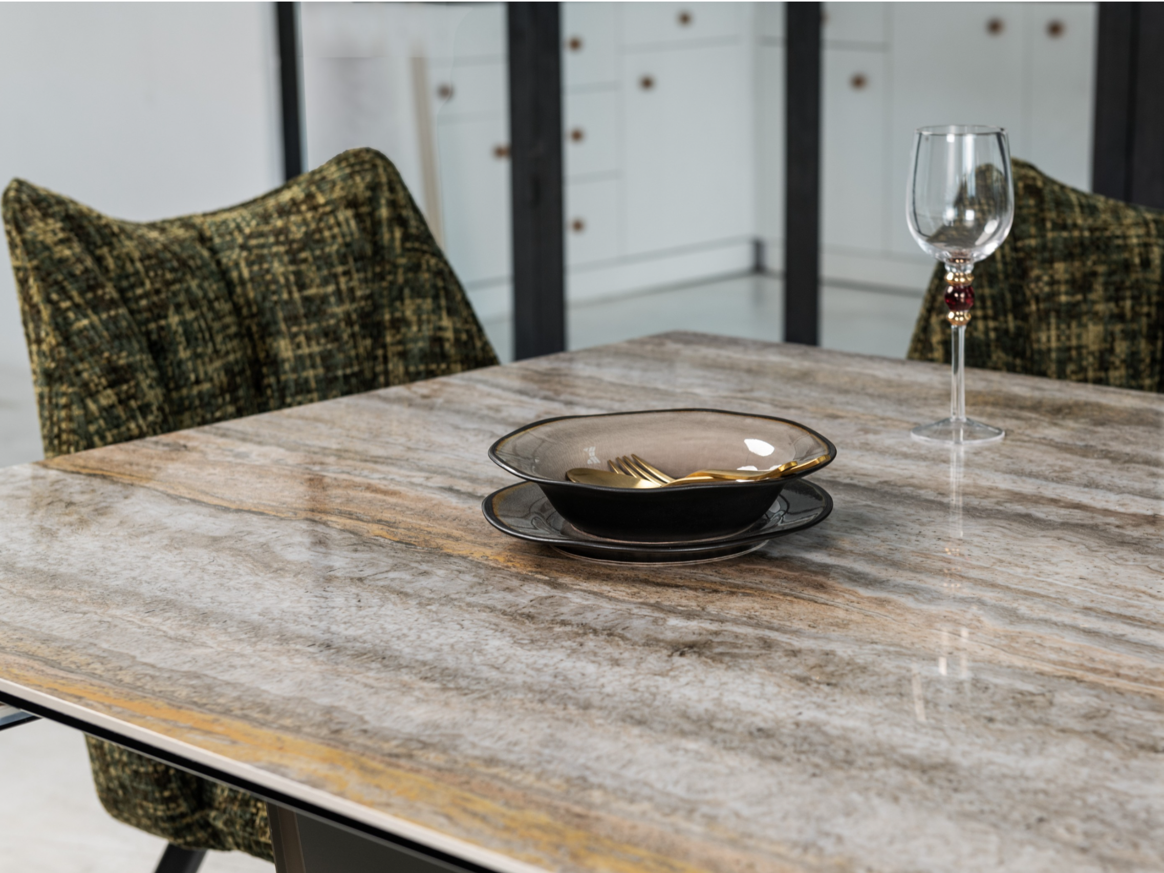 Стол обеденный раздвижной Vetro Mebel Беатриче 1800-2600x1000x760 мм Тайгер травентин/коричневый (TМL-995) - фото 9