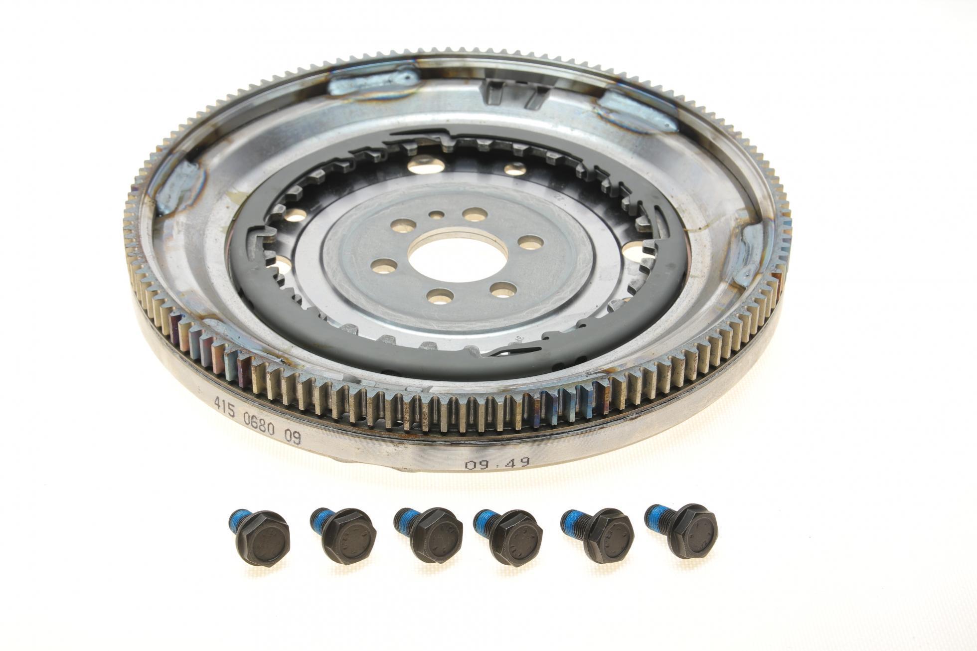 Маховик LUK 415 0680 09