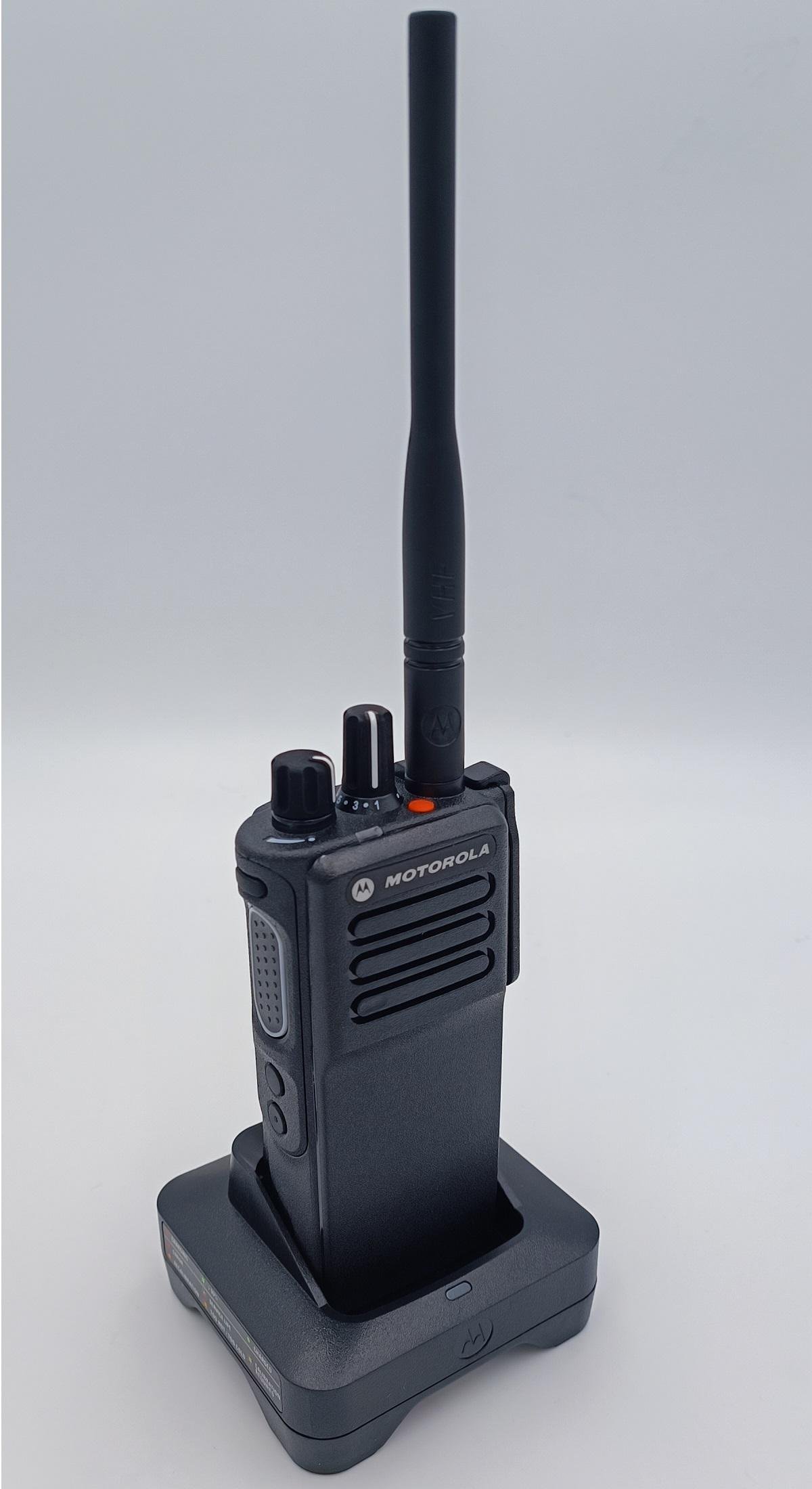 Рація Motorola DP 4400E UHF 403-527 МГц MotoTRBO/ліцензія АЕS256 - фото 1