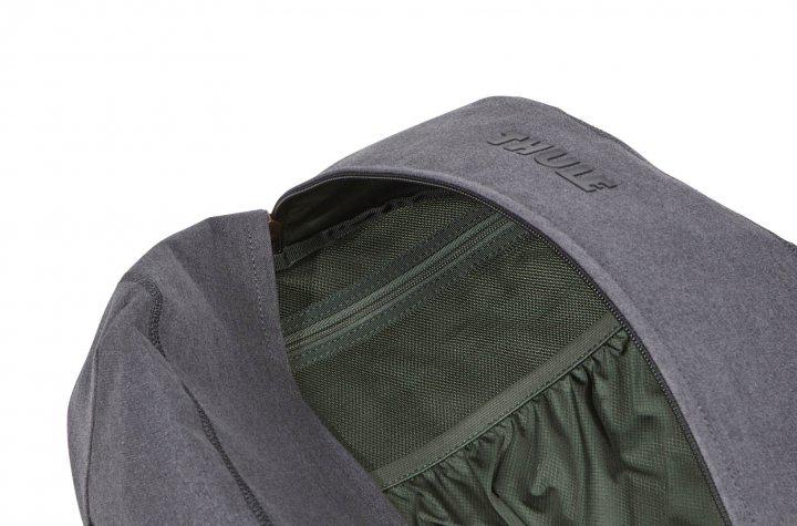 Рюкзак Thule Vea Backpack 17 л Black (66844) - фото 3 Рюкзак Thule Vea Backpack 17 л Black (66844) - фото 3